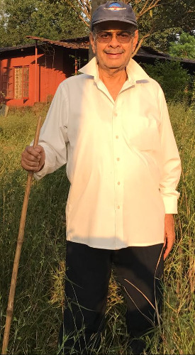 Dinesh Vyas at his Farm